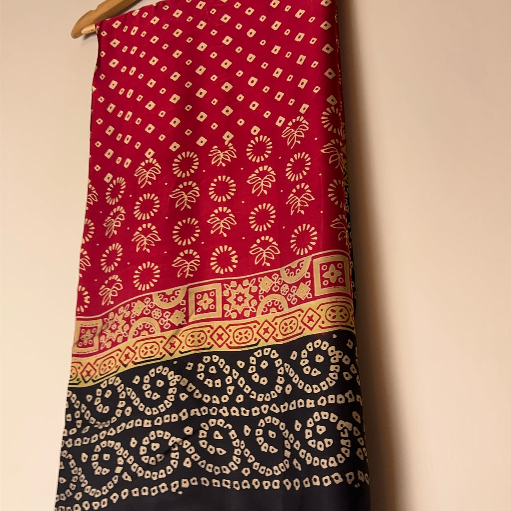 Surkh o Kaala Dupatta